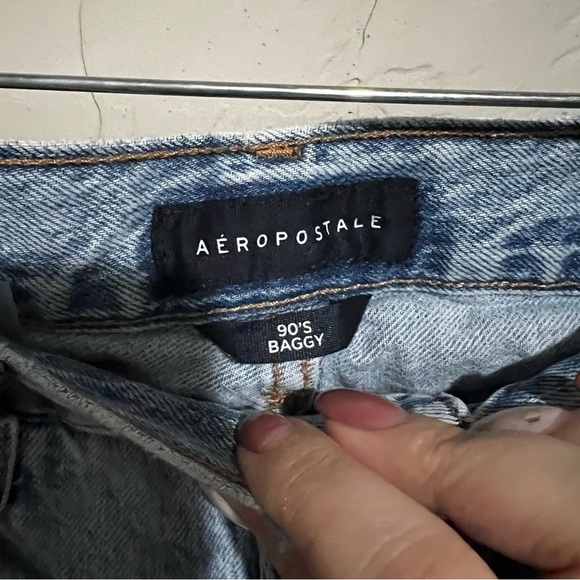 Aeropostale 90’s Baggy Button Fly High Rise Distressed Denim Jeans - Picture 7 of 11
